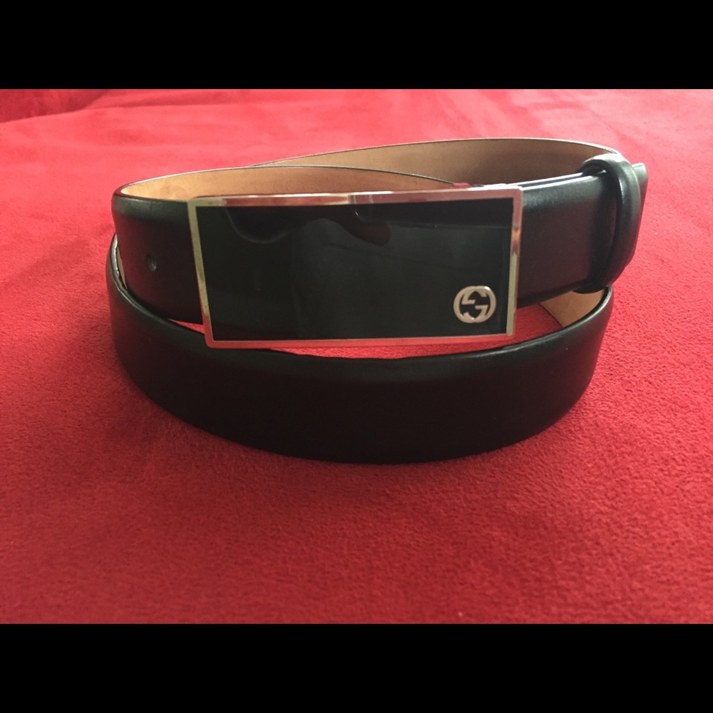 Authentic Rare Vintage Gucci Enamel Buckle Belt